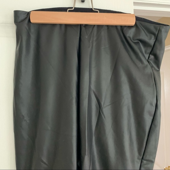 BRAND NEW Banana Republic Vegan Leather Leggings - Picture 4 of 5